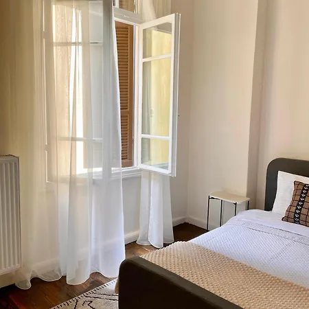 Selanik Home 아파트 *